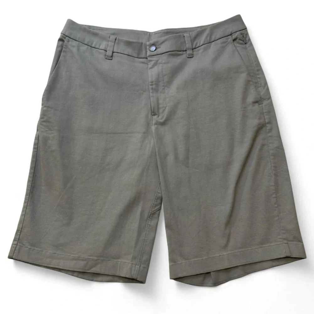 Lululemon Commission Short Qwick Oxford 11” Relaxed Fit Light Gray/Blue M7AKAS